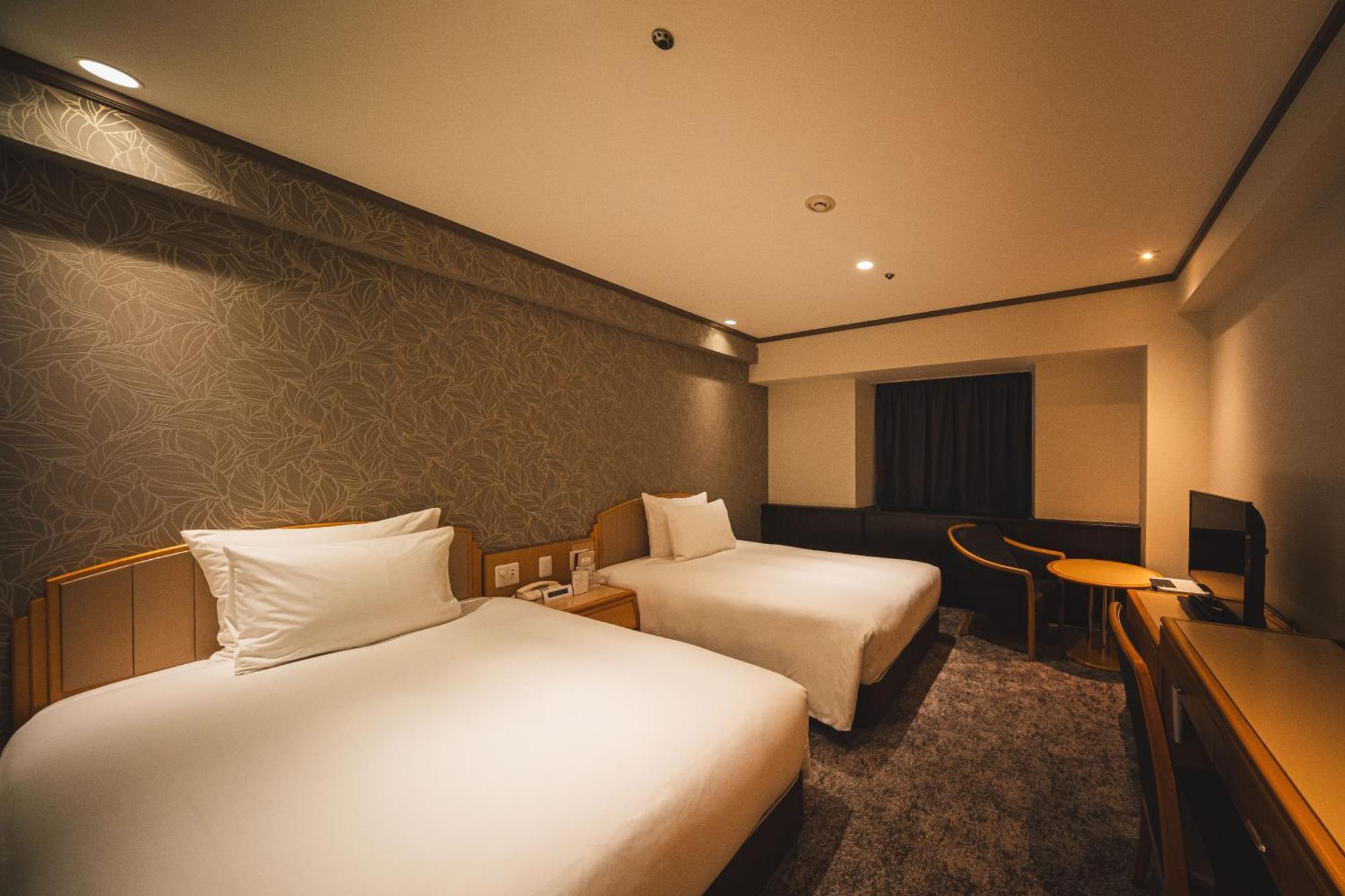 מלון Ana Crowne Plaza Matsuyama By Ihg מראה חיצוני תמונה