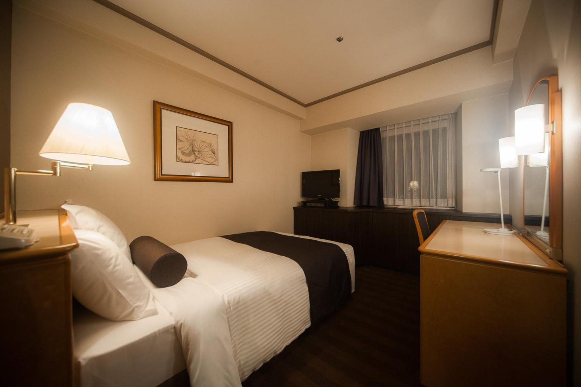 מלון Ana Crowne Plaza Matsuyama By Ihg מראה חיצוני תמונה