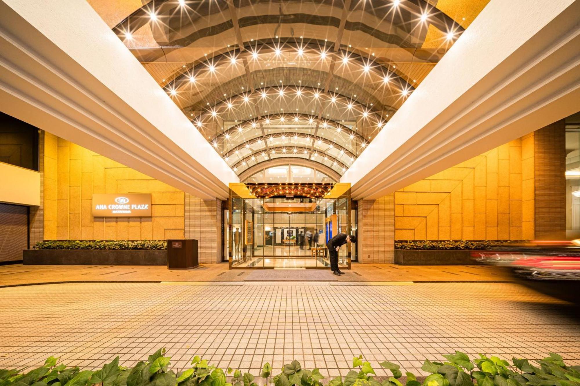 מלון Ana Crowne Plaza Matsuyama By Ihg מראה חיצוני תמונה